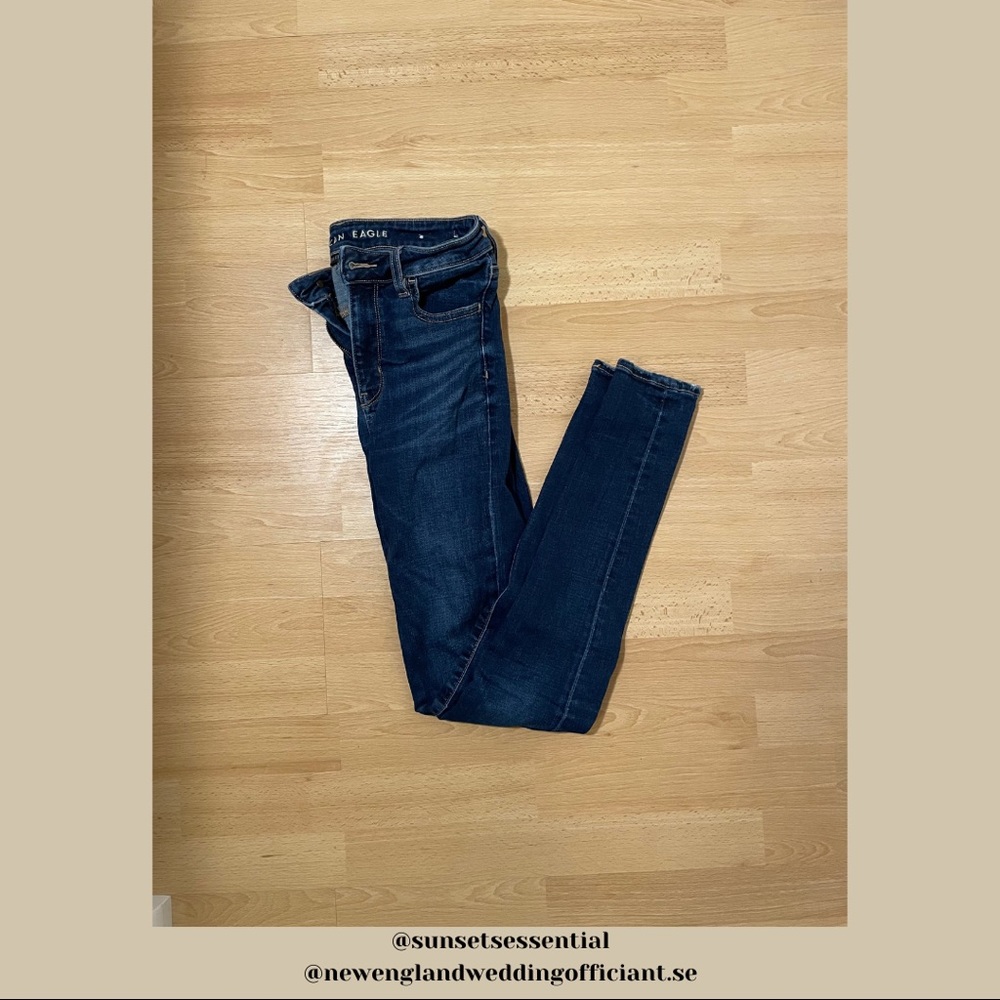 American Eagle Super Stretch Dark Wash Skinny Jean long